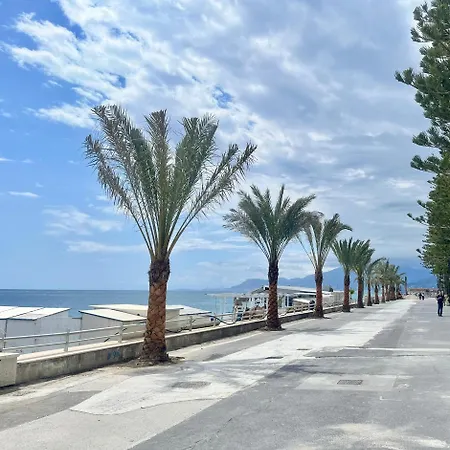 Casa Vacanza! A 50m Dal Mare! Vakantiehuis