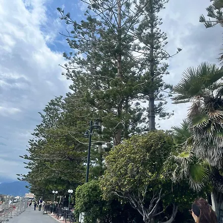 Vakantiehuis Casa Vacanza! A 50m Dal Mare!