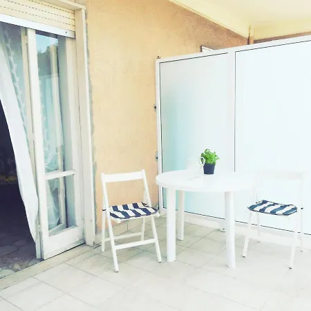 Hébergement de vacances Casa Vacanza! A 50m Dal Mare! *